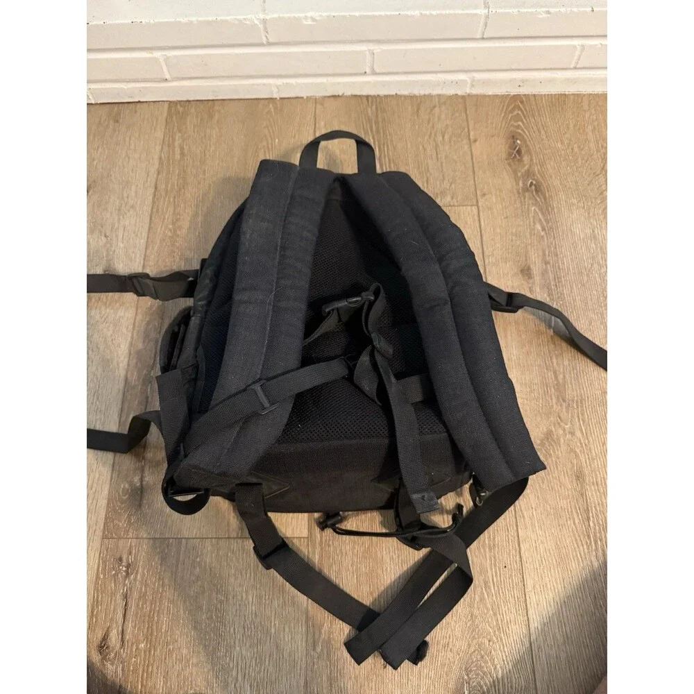 Canon Deluxe Camera Backpack Hiking Bag Olive Green Black w Dividers 200EG